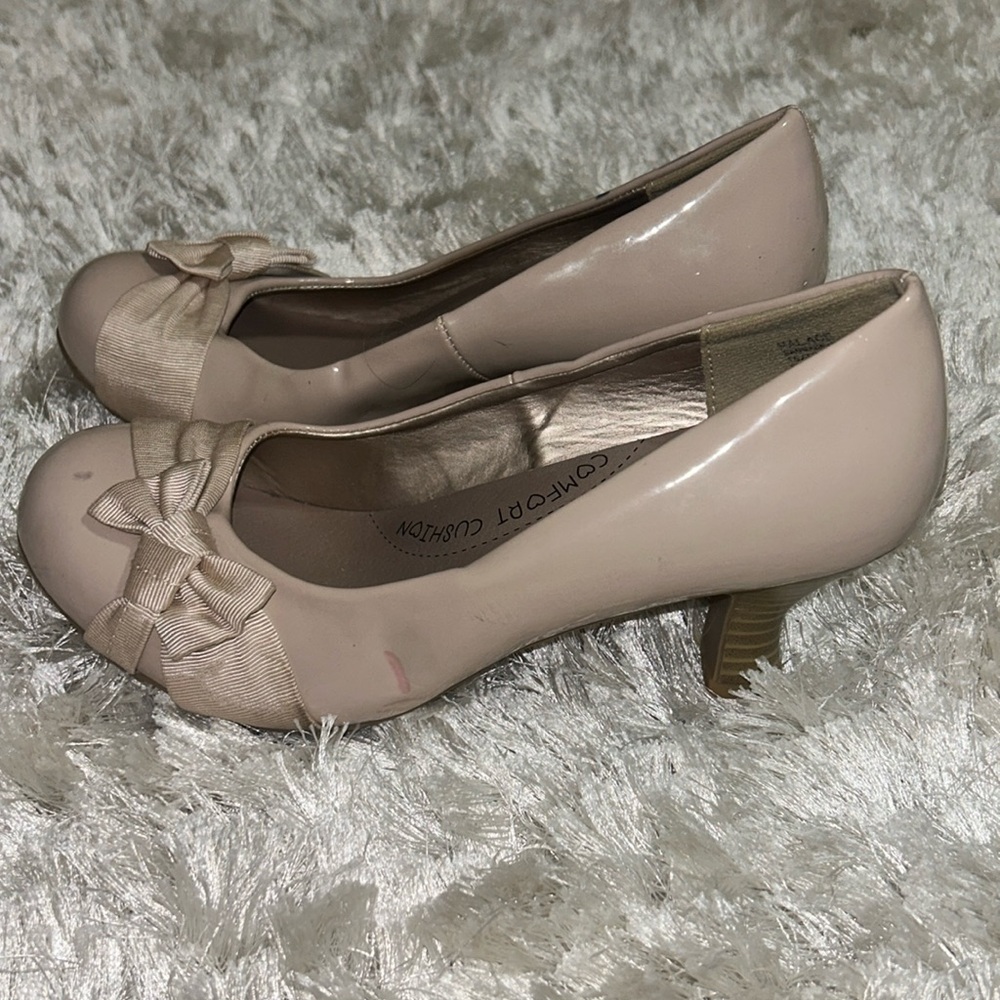 5/$20 EDL Presents POP Palace Kitten Heels